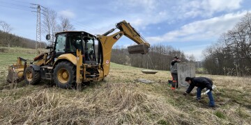 Hlavice je na svém místě