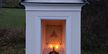 Kaplička Babiny III dokončena